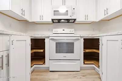 111 NE 20th Street, Oak Island, NC 28465 - Photo 16