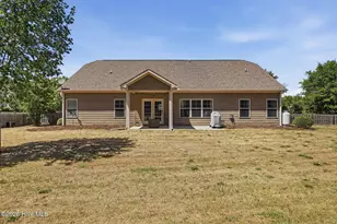 207 Brightleaf Dr, Whispering Pines, NC 28327 - Photo 44