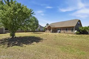 207 Brightleaf Dr, Whispering Pines, NC 28327 - Photo 42