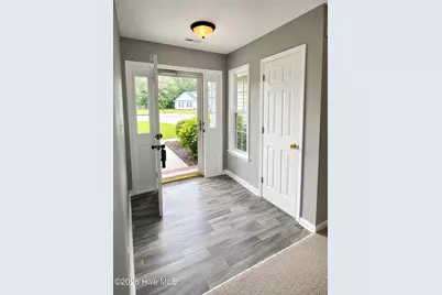 206 Rosewood Circle, Jacksonville, NC 28546 - Photo 2