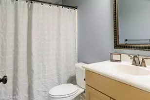 377 Victoria Dr, Chocowinity, NC 27817 - Photo 10