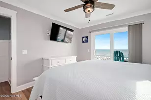 2605 E Beach Dr, Oak Island, NC 28465 - Photo 70