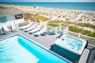 2605 E Beach Dr, Oak Island, NC 28465 - Photo 38