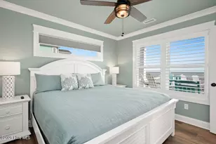 2605 E Beach Dr, Oak Island, NC 28465 - Photo 50