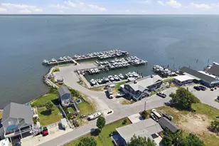 168 Shore Dr, Salter Path, NC 28512 - Photo 6