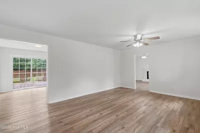 118 Lionel Avenue, Jacksonville, NC 28540 - Photo 6