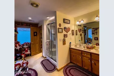 496 Holloway Road, Robbinsville, NC 28771 - Photo 18