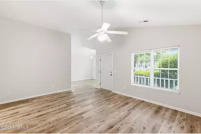 4234 Sunglow Drive, Wilmington, NC 28405 - Photo 4