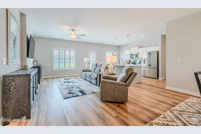 303 Gate Stone Lane, Jacksonville, NC 28540 - Photo 4