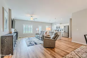 303 Gate Stone Ln, Jacksonville, NC 28540 - Photo 4