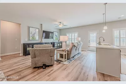 303 Gate Stone Lane, Jacksonville, NC 28540 - Photo 10