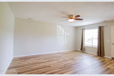 110 Robin Hood Lane, Aberdeen, NC 28315 - Photo 10