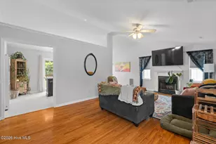309 Parkton Dr, Richlands, NC 28574 - Photo 4