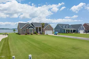128 Durant St, Hertford, NC 27944 - Photo 4