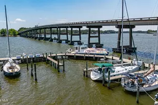 516 S Water St, Oriental, NC 28571 - Photo 8