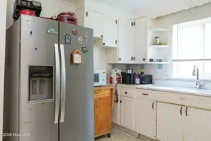 211 E Elm St, Bladenboro, NC 28320 - Photo 24