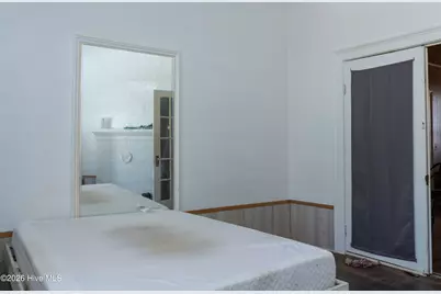 211 E Elm Street, Bladenboro, NC 28320 - Photo 14