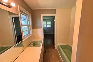 735 Faison Hwy, Clinton, NC 28328 - Photo 16
