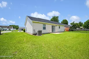 1006 Jessica St, Elizabeth City, NC 27909 - Photo 32