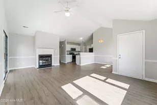 408 Cottonwood Ln, Havelock, NC 28532 - Photo 6