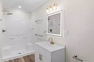533 W College St, Warsaw, NC 28398 - Photo 36