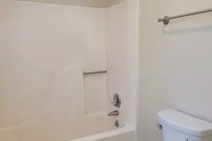 527 Raintree Cir, Jacksonville, NC 28540 - Photo 26