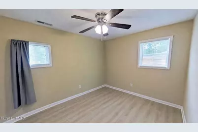 101 N Glen Court, Jacksonville, NC 28540 - Photo 12