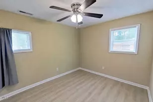 101 N Glen Ct, Jacksonville, NC 28540 - Photo 12
