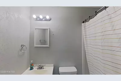 101 N Glen Court, Jacksonville, NC 28540 - Photo 14