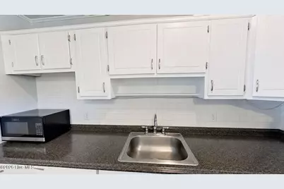 101 N Glen Court, Jacksonville, NC 28540 - Photo 6