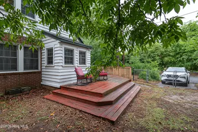 2401 E 4th Street, Greenville, NC 27858 - Photo 8