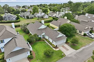 215 Brandywine Pl Dr, Morehead City, NC 28557 - Photo 2