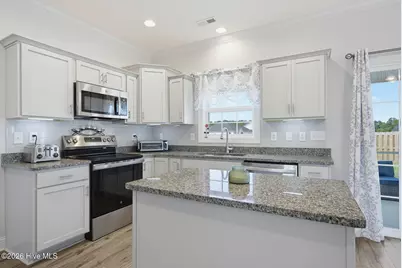 611 Carmel Drive, Sneads Ferry, NC 28460 - Photo 8