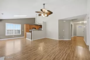 512 Blackberry Ct, Hubert, NC 28539 - Photo 8