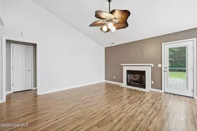 512 Blackberry Court, Hubert, NC 28539 - Photo 6
