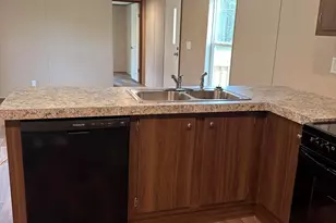 113 Orton Ln, Hamlet, NC 28345 - Photo 2