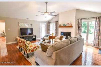 903 Plantation Drive, New Bern, NC 28562 - Photo 32