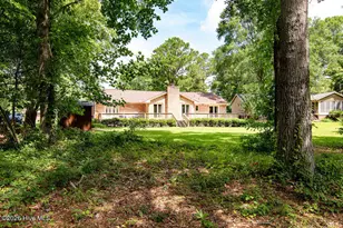 903 Plantation Dr, New Bern, NC 28562 - Photo 44