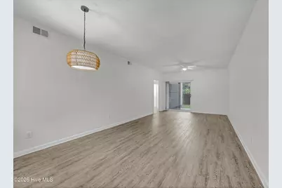 733 Bragg Drive #Apt A, Wilmington, NC 28412 - Photo 8