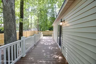 105 Tanglewood Dr, Greenville, NC 27858 - Photo 30