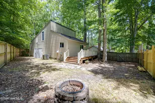 105 Tanglewood Dr, Greenville, NC 27858 - Photo 32