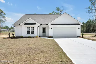 404 Alice Lane, Burgaw, NC 28425 - Photo 1