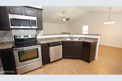 106 Farmgate Drive, Richlands, NC 28574 - Photo 6