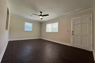 317 Covington Rd, Wilmington, NC 28409 - Photo 2