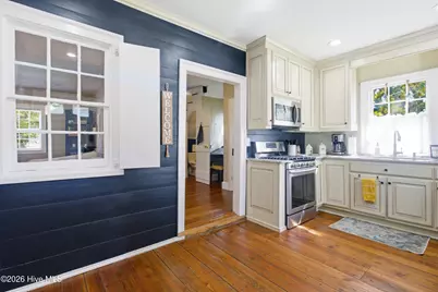 403 Queen Street, New Bern, NC 28560 - Photo 34