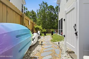 370 Frisco Wy, Holly Ridge, NC 28445 - Photo 4
