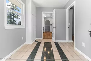 108 McNatt St, Maxton, NC 28364 - Photo 6