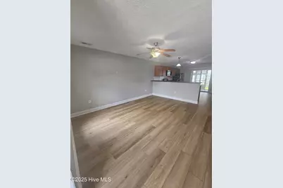 515 Cider Hill Road, Jacksonville, NC 28546 - Photo 2