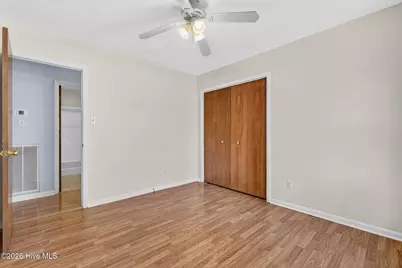 225 E 11th Street, Southport, NC 28461 - Photo 28