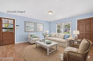 225 E 11th St, Southport, NC 28461 - Photo 6